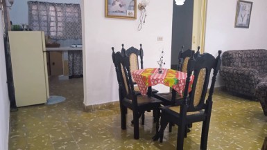 Casa Independiente de 5 habitaciones en venta en Gallega, Guanabacoa, La Habana