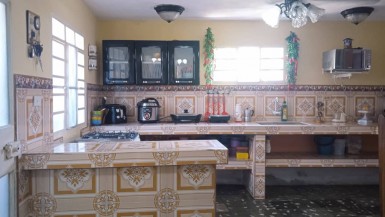 Casa Independiente de 4 habitaciones en venta en Güinera, Arroyo Naranjo, La Habana