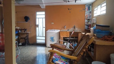 Casa Independiente de 4 habitaciones en venta en Güinera, Arroyo Naranjo, La Habana