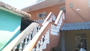 Casa Independiente de 4 habitaciones en venta en Güinera, Arroyo Naranjo, La Habana