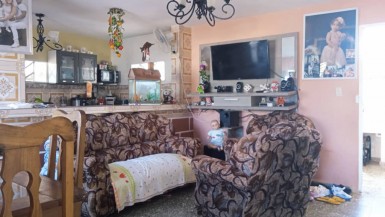 Casa Independiente de 4 habitaciones en venta en Güinera, Arroyo Naranjo, La Habana