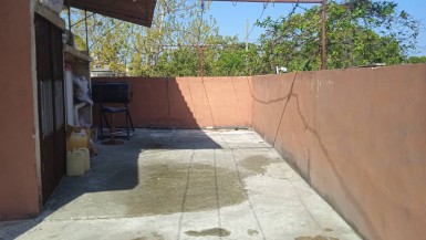 Casa Independiente de 4 habitaciones en venta en Güinera, Arroyo Naranjo, La Habana