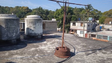 Casa Independiente de 4 habitaciones en venta en Güinera, Arroyo Naranjo, La Habana