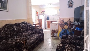 Apartment with 2 bedrooms for sale in Los Quemados, Marianao, La Habana