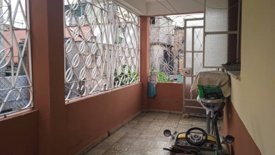 Apartment with 2 bedrooms for sale in Los Quemados, Marianao, La Habana