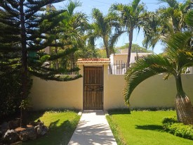 Casa Independiente de 4 habitaciones en venta en Santa Fe, Playa, La Habana - Miniatura 6