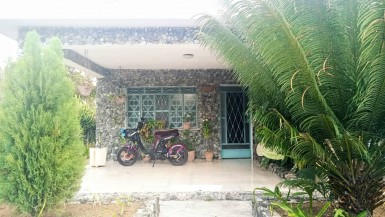 Casa Independiente de 3 habitaciones en venta en Mantilla, Arroyo Naranjo, La Habana