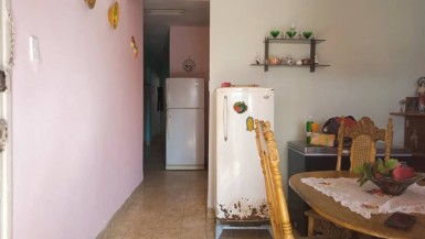 Casa de 2 habitaciones en venta en Santos Suárez, Diez de Octubre, La Habana