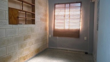 Casa Independiente de 4 habitaciones en venta en Bacuranao, Guanabacoa, La Habana
