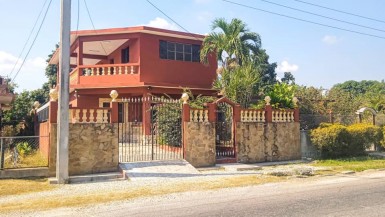 Casa Independiente de 4 habitaciones en venta en Bacuranao, Guanabacoa, La Habana