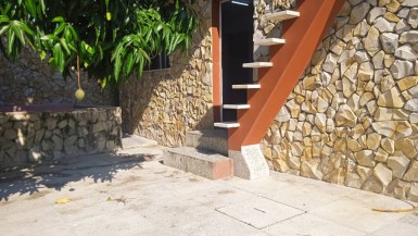 Casa Independiente de 4 habitaciones en venta en Bacuranao, Guanabacoa, La Habana