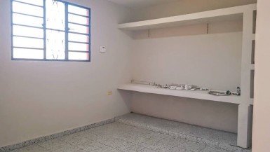 Casa Independiente de 4 habitaciones en venta en Bacuranao, Guanabacoa, La Habana