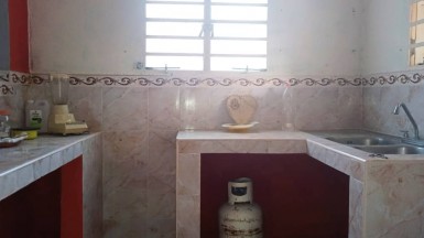 Casa Independiente de 2 habitaciones en venta en Delicias, San Miguel del Padrón, La Habana