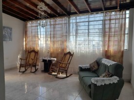 Casa de 7 habitaciones en venta en Diez de Octubre, La Habana - Miniatura 3