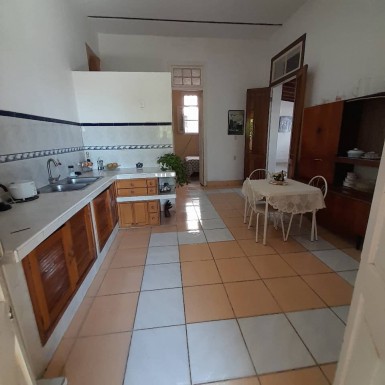 Casa de 7 habitaciones en venta en Diez de Octubre, La Habana