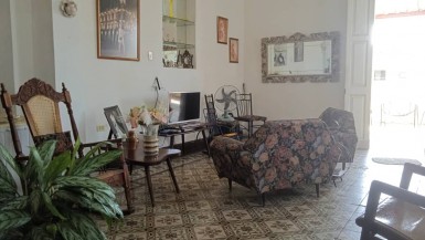 Casa de 7 habitaciones en venta en Diez de Octubre, La Habana