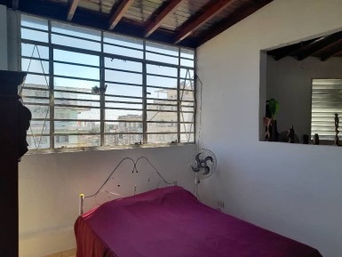 Casa de 7 habitaciones en venta en Diez de Octubre, La Habana