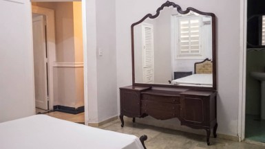 Apartamento de 4 habitaciones en venta en Vedado, Plaza de la Revolución, La Habana