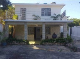 Casa Independiente de 5 habitaciones en venta en Fontanar, Boyeros, La Habana - Miniatura 1