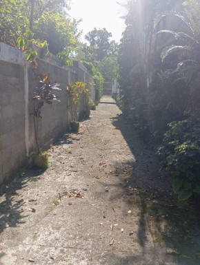 Casa Independiente de 5 habitaciones en venta en Fontanar, Boyeros, La Habana