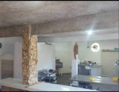 Casa Independiente de 5 habitaciones en venta en Fontanar, Boyeros, La Habana