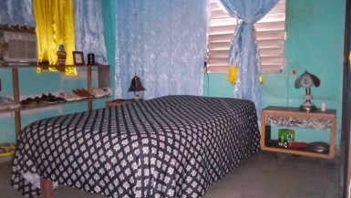 Casa de 3 habitaciones en venta en Poey, Arroyo Naranjo, La Habana