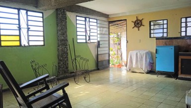Casa de 3 habitaciones en venta en Poey, Arroyo Naranjo, La Habana