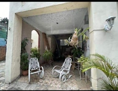 Casa Colonial de 7 habitaciones en venta en Plaza de la Revolución, La Habana