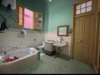 Casa Colonial de 7 habitaciones en venta en Plaza de la Revolución, La Habana