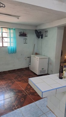 Biplanta de 3 habitaciones en venta en Los Sitios, Centro Habana, La Habana