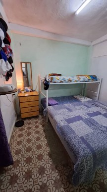Biplanta de 3 habitaciones en venta en Los Sitios, Centro Habana, La Habana