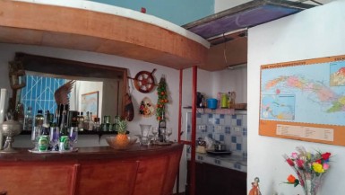 Casa de 7 habitaciones en venta en Dragones, Centro Habana, La Habana