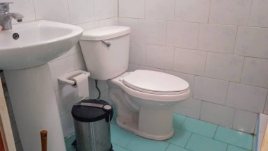 Casa de 7 habitaciones en venta en Dragones, Centro Habana, La Habana