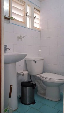 Casa de 7 habitaciones en venta en Dragones, Centro Habana, La Habana