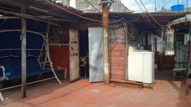 Casa de 7 habitaciones en venta en Dragones, Centro Habana, La Habana