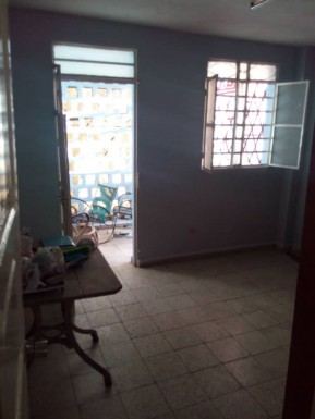 Apartamento de 2 habitaciones en venta en Las Cañas, Cerro, La Habana
