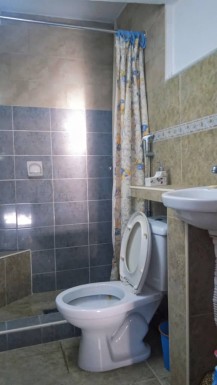 Casa de 2 habitaciones en venta en Cerro, La Habana