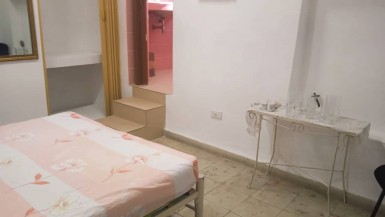 Casa de 2 habitaciones en venta en Cerro, La Habana