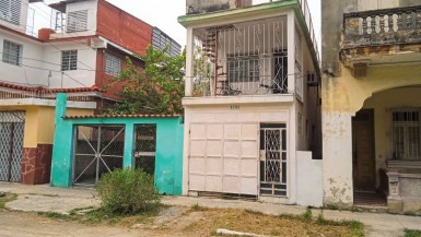 Casa de 2 habitaciones en venta en Santos Suárez, Diez de Octubre, La Habana