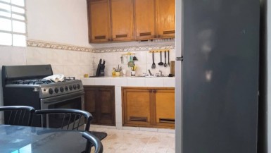Casa de 2 habitaciones en venta en Santos Suárez, Diez de Octubre, La Habana