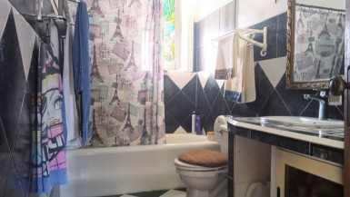 Casa Independiente de 4 habitaciones en venta en Ampliación Almendares, Playa, La Habana