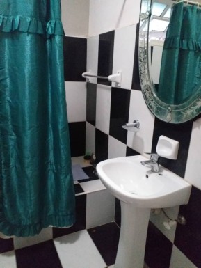Duplex with 4 bedrooms for sale in Los Quemados, Marianao, La Habana