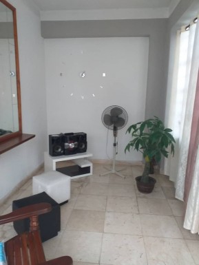 Duplex with 4 bedrooms for sale in Los Quemados, Marianao, La Habana