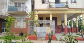 Apartment with 4 bedrooms for sale in Vedado, Plaza de la Revolución, La Habana - Thumbnail 1
