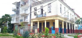 Apartment with 4 bedrooms for sale in Vedado, Plaza de la Revolución, La Habana - Thumbnail 2