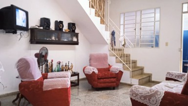 Casa de 3 habitaciones en venta en La Ceiba, Playa, La Habana