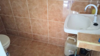 Commercial Space with 2 bedrooms for sale in Buenavista, Playa, La Habana