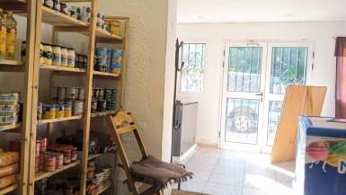 Commercial Space with 2 bedrooms for sale in Buenavista, Playa, La Habana
