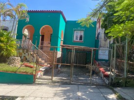 Casa Independiente de 3 habitaciones en permuta en Plaza de la Revolución, La Habana