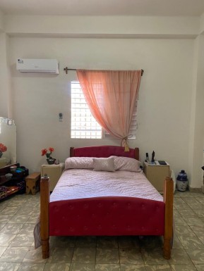 Duplex with 7 bedrooms for sale in Nuevo Vedado, Plaza de la Revolución, La Habana